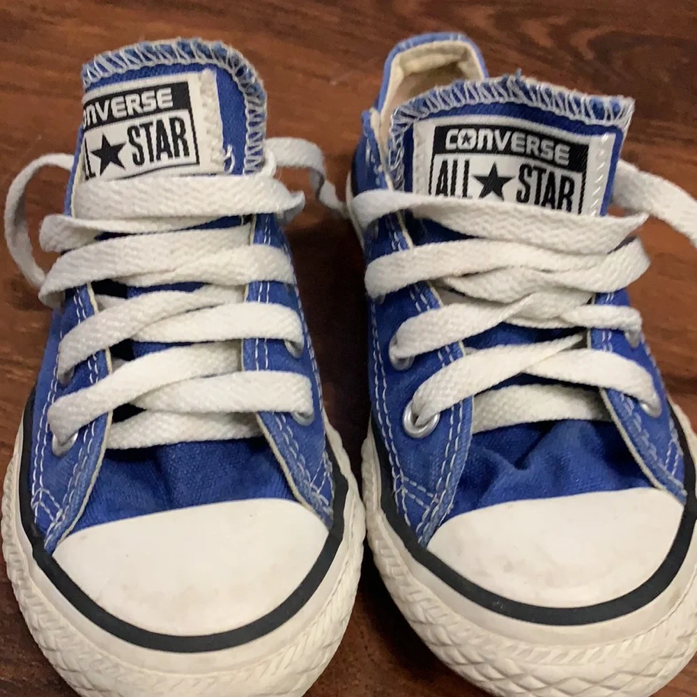 CONVERSE ALL STAR SZ 11 BOYS’ BLUE WHITE SNEAKERS